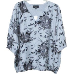 Premise Woman Grey & Black Floral Print Fashion Pullover Sweater 1X